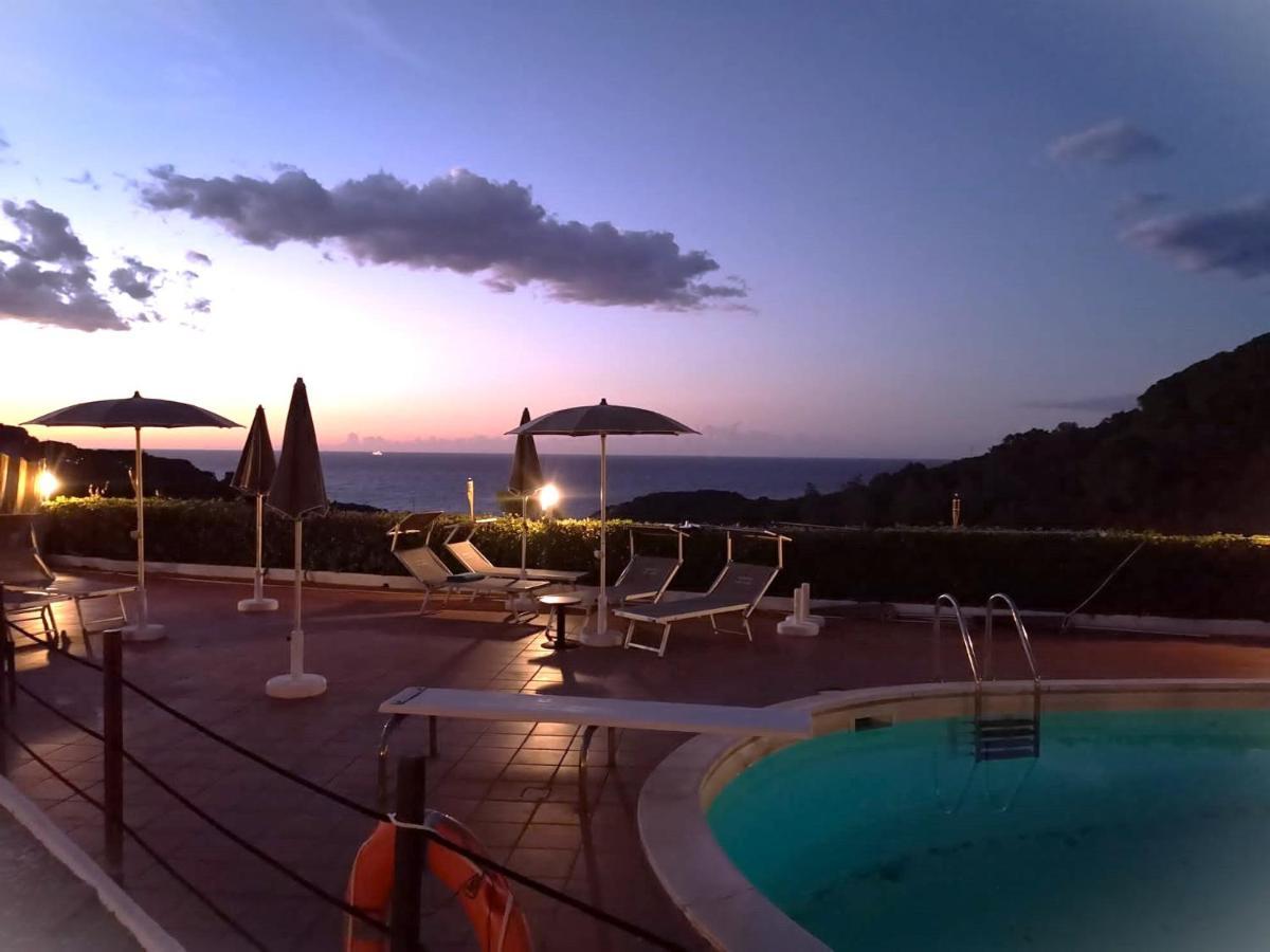 بورتوفيرّايو Hotel Horizon Elba المظهر الخارجي الصورة